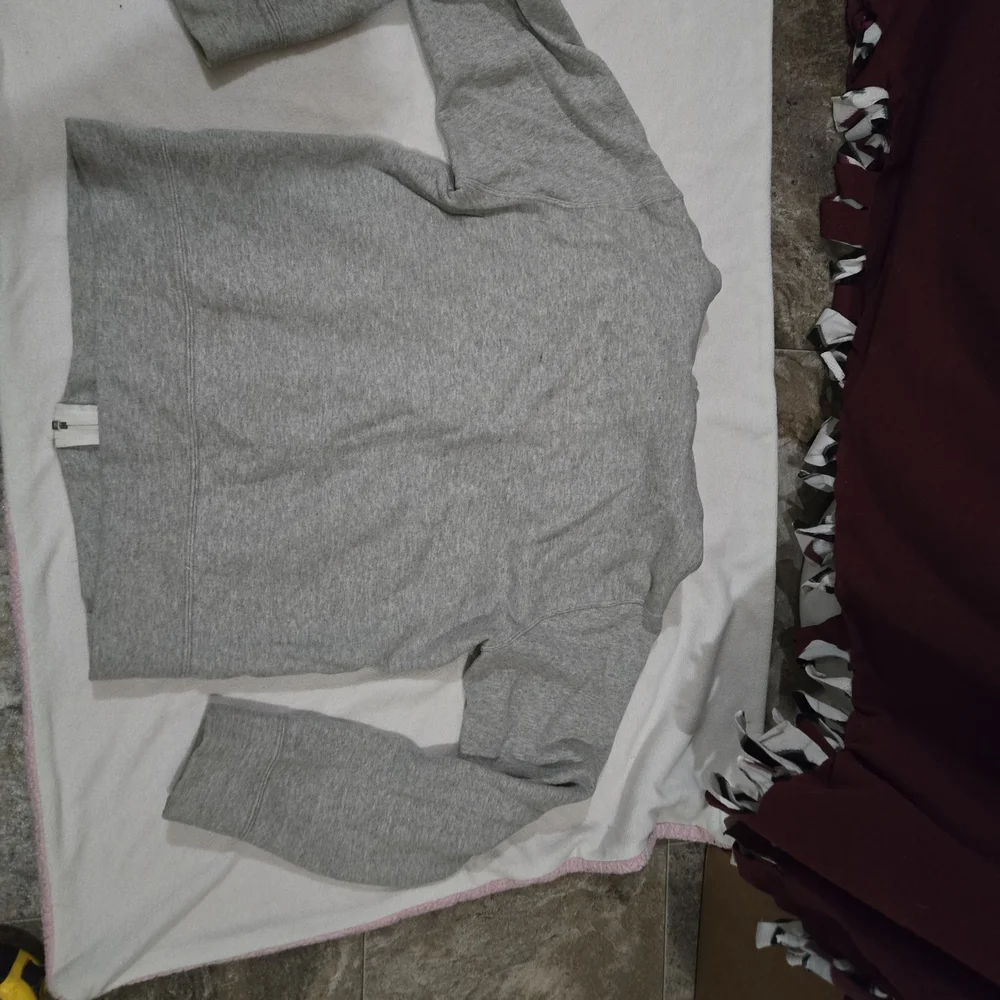 Comme des Garçons Play Gray Hoodie - SIZE L - Picture 11 of 14